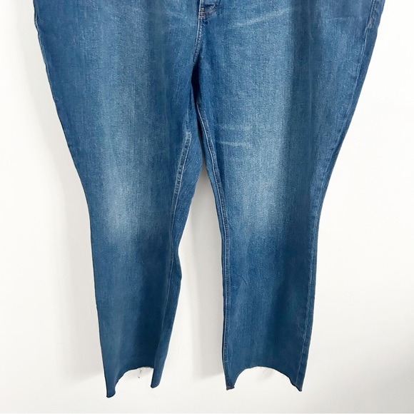 NEW Old Navy Extra High Rise Kicker Boot-Cut Dark Wash Jeans Plus Size 28 - Picture 7 of 8